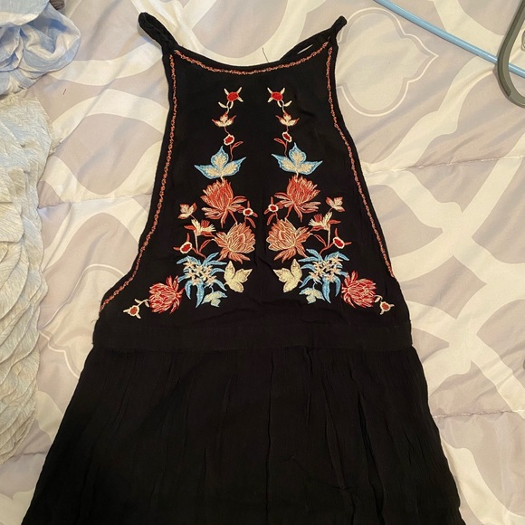 Boutique black dress/cover up with red/orange and light blue tribal detailing - Picture 4 of 7